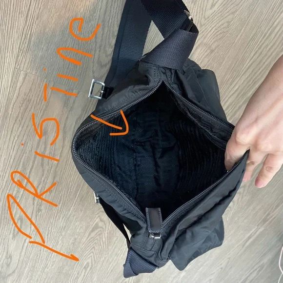 Prada - Vela Messenger Bag ~9.75”H x 13”L" x 4.5”D Black Nylon Pristine $Firm - Picture 14 of 17
